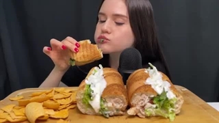 ASMR SUBWAY MUKBANG (No Talking) FOOTLONG SANDWICH + CRUNCHY CHIPS