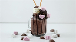 ویدئو طرز تهیه شیک شکلات