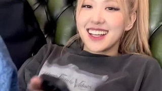 So this is alone♡rose