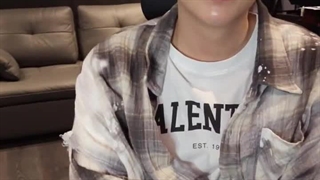 لایو شوگا در ویورس باعنوان "It's been a while"  با زیرنویس فارسی