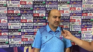 صمدیان: در زمینه فوتبال مالکانه پیشرفت کنیم، مشکل‌مان حل می‌شود