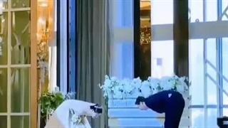 زوج ناناس براتون آوردم....پیدا میشه ها