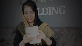 ما کی هستیم!