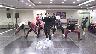[CHOREOGRAPHY] BTS (방탄소년단) '진격의 방탄 (Attack on BTS)' Dance Practice