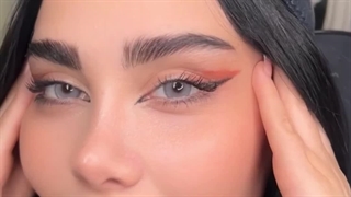 انجام فیبروز ابرو برای خانم زیبا