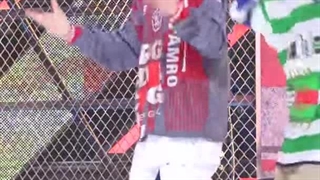 فنکم هیونیجن در اجرای آهنگ my pace ( درخواستی )