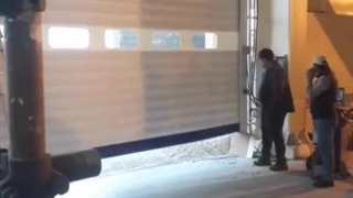 نمونه کار درب های سریع السیر 09123657569