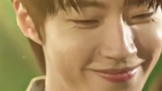 عاشق بی ادعا...خانواده انتخابی+معرفی در کپشن