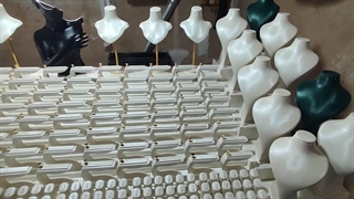 لاکچری‌ترین ویترین طلا و جواهرات رو با مجموعه زمرد تجربه کن