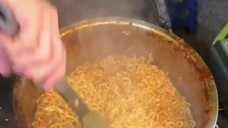 غذای خیابانی