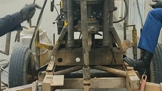 عمق 3 متری مالک خانم سارا حسینی