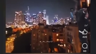 این آهنگ بوم بوم تل آویو ( Boom Boom Telaviv) رو یک گروه چینی ساختن و درحال وایرال شدنه....