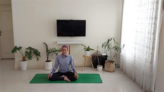 آموزش یوگا ( ارتباط بین نفس ها و بدن )