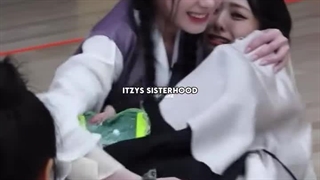 ITZYS SISTERHOOD